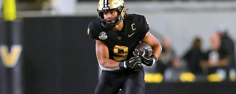 Titans Meet With Promising TE Ahead of Draft