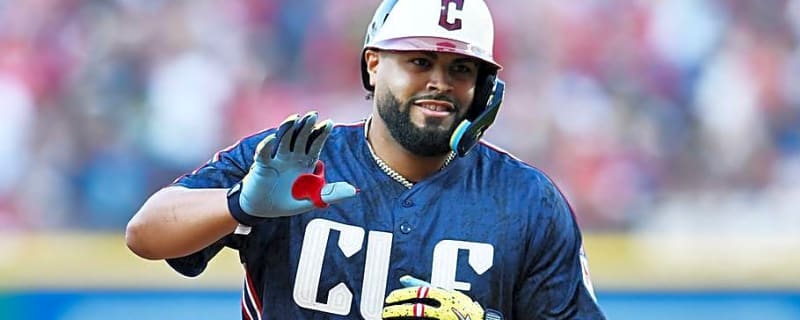 Pirates Aquire Orioles Outfielder