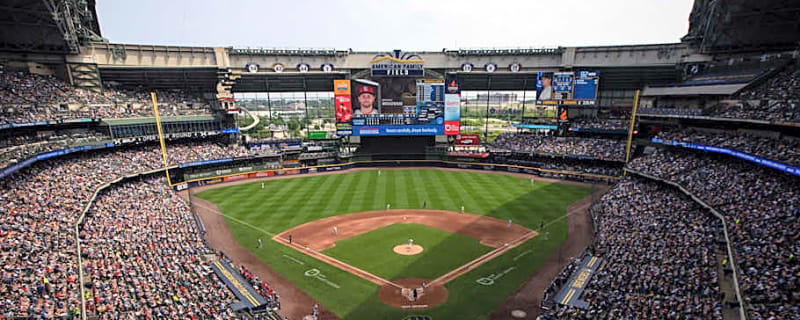 Milwaukee Brewers Should Make A Push For This Two-Time All-Star Closer