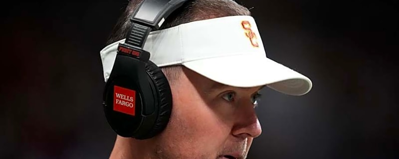 This USC Defensive Star Is Embracing Leadership Role in Rebuilding Defense