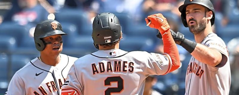 Giants Make Surprising Change Atop Lineup Against Red Sox