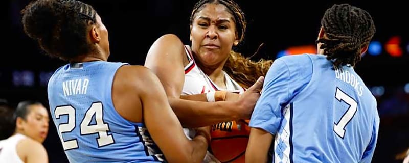 UNC HC Raves About Sarah Strong After UConn's Sweet 16 Win