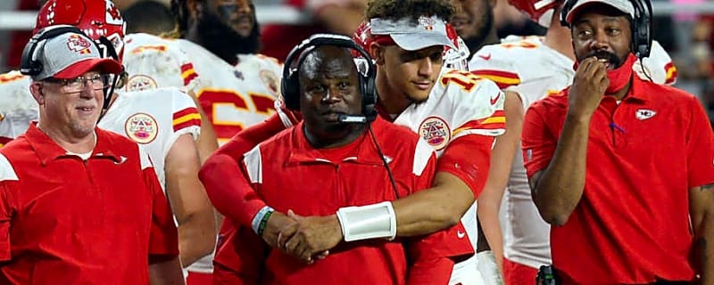 What does the departure of Eric Bieniemy mean for the Bears' running back room?