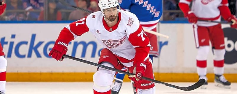 Canadiens appear to move on from Dylan Larkin as new trade target emerges