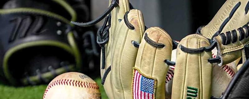 Offense Explodes in Texas Baseball's Rout of UTRGV: Longhorns Notebook