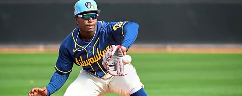 Brewers Prospect Luis Peña Hospitalized After Scary Medical Emergency