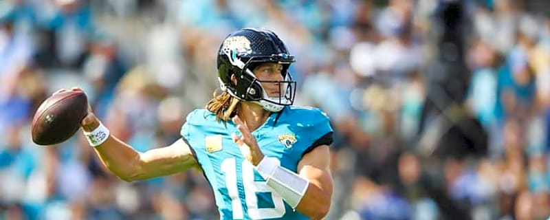 Trevor Lawrence Assess Offensive Line Performance in Win vs. Chargers