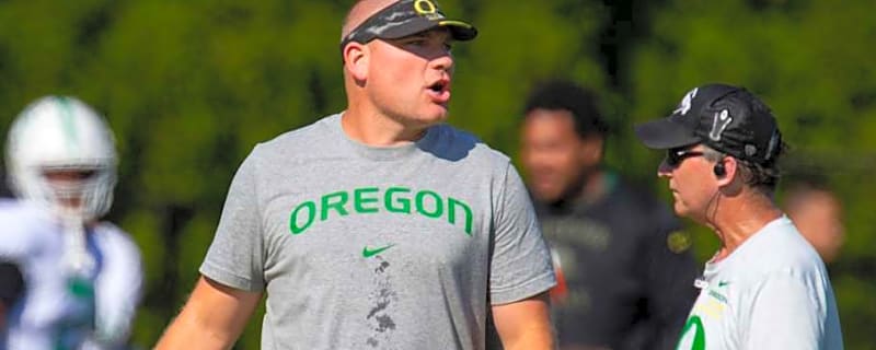 Oregon Ducks&#39; Tosh Lupoi Addresses Early Fall Camp Takeaways