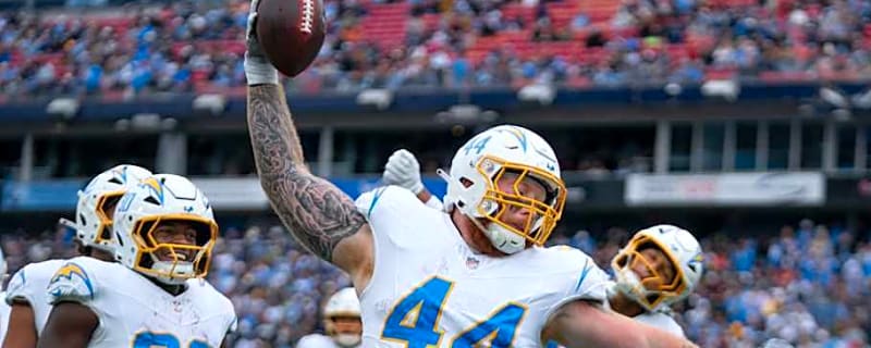 Former Boise State standout notches fumble recovery in turnover-filled Monday Night Football thriller