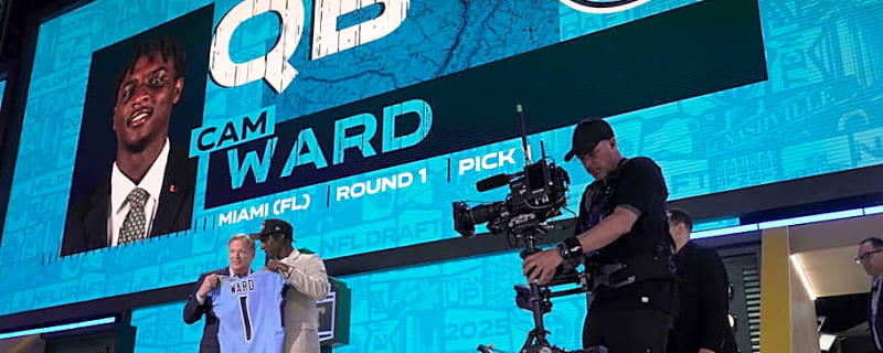 Titans Would Benefit From Trading Back in Draft