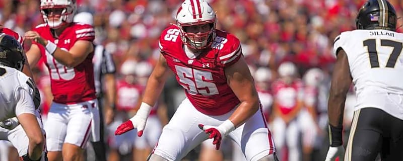 Wisconsin Football Play-Caller Sees 'Improvement' From Offensive Line