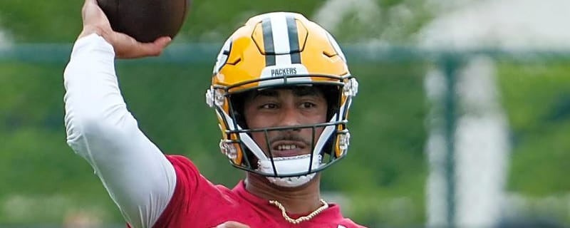 Three Pivotal Questions Facing Jordan Love, QBs at Packers Training Camp