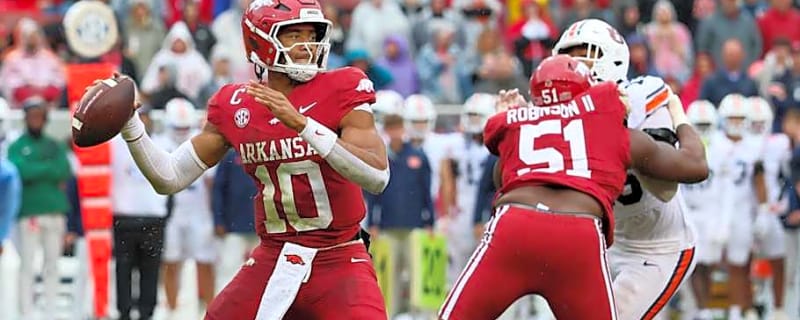 Petrino still confident in Green&#39;s ability, but Arkansas QB must face music