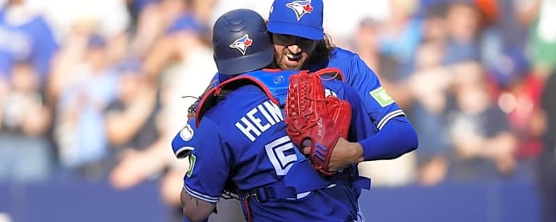 Blue Jays Catcher has Encouraging Message After &#39;Heartbreaking&#39; World Series Loss