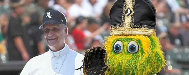 Bad News Astros: The Pope Blessed the White Sox Before Wild Card Series