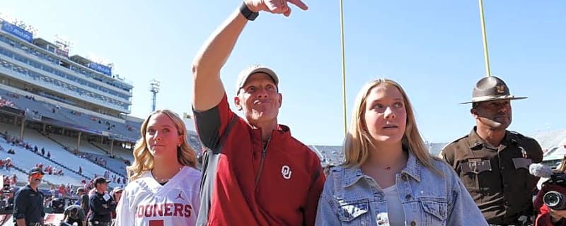 Oklahoma HC Brent Venables 'Wouldn't Change' Anything About Red River Rivalry
