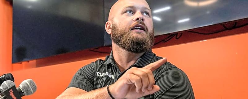 Clemson Tigers Emerge as Strong Contenders for Four-Star Linebacker