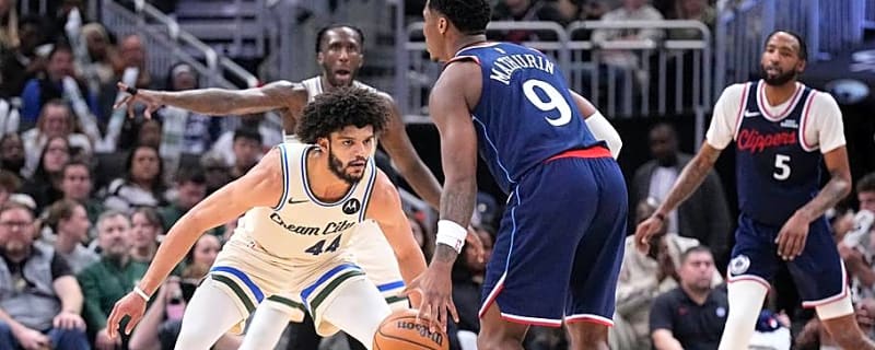 Where the Milwaukee Bucks Pivot after Missing on Peyton Watson