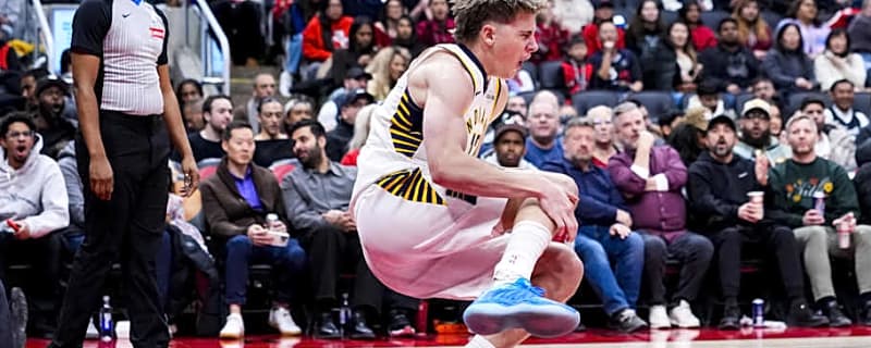 Johnny Furphy Sustains Right Leg Injury Against Raptors