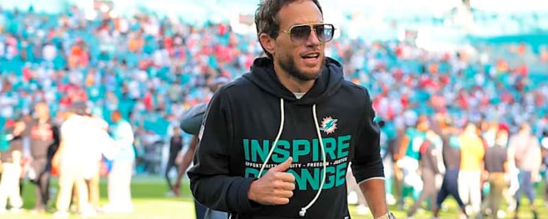 How is Mike McDaniel Going to Fit With Jim Harbaugh's Style on Chargers?