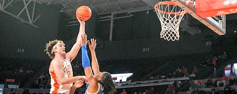 Clemson Basketball Remains in AP Poll, Rise Two Spots