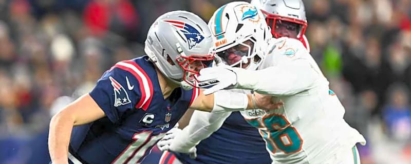 Patriots Hit With Locker Room Illness Before Playoff Game