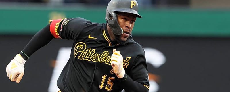 Oneil Cruz Makes First OF Start for Pirates in Two Months