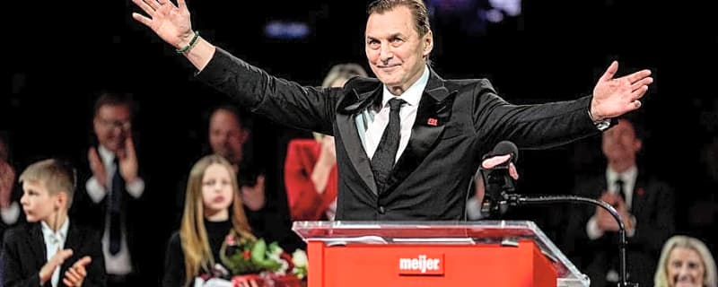 The Night the Red Wings Unleashed the Russian Five