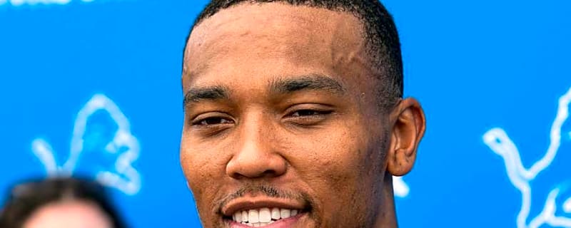 Amon-Ra St. Brown Credits Lions&#39; Defense After Dominating Dolphins