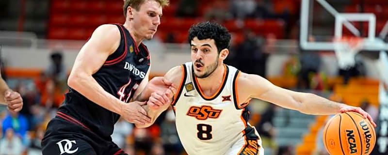 The Short-Handed Cowboys Sneak Past Davidson in NIT Opener