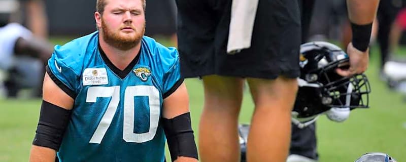  Jaguars Retain Versatile Offensive Tackle