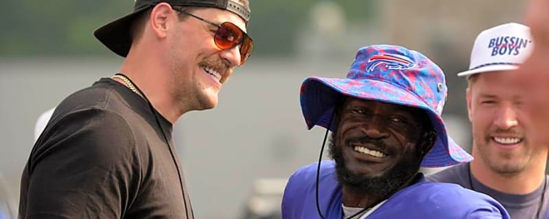 Bills&#39; Tre&#39;Davious White has enough sweat in his socks to flood a small village