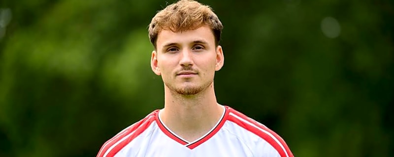 Rav van den Berg could strengthen West Ham's backline in January