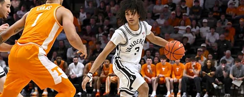 Vanderbilt Basketball Misses Shot to Tie in Clutch Time, Falls to Tennessee