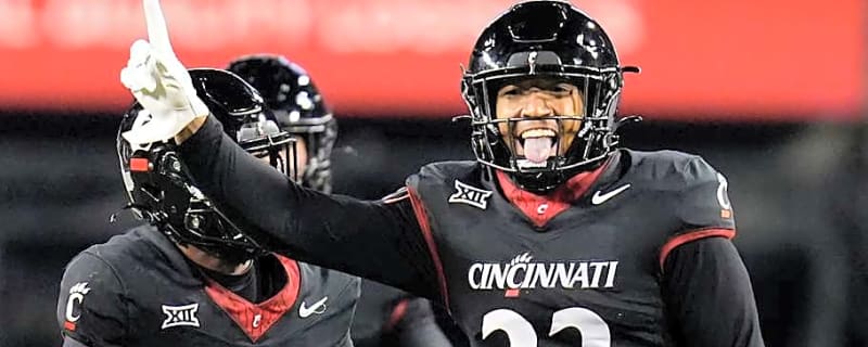 Cincinnati Bearcats LB Jonathan Thompson Highlights Focus on Havoc After Big 2025 Debut Against Nebraska
