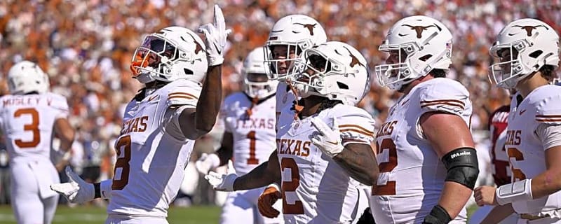 Three Texas Longhorns Who Stood Out in Loss to Oklahoma