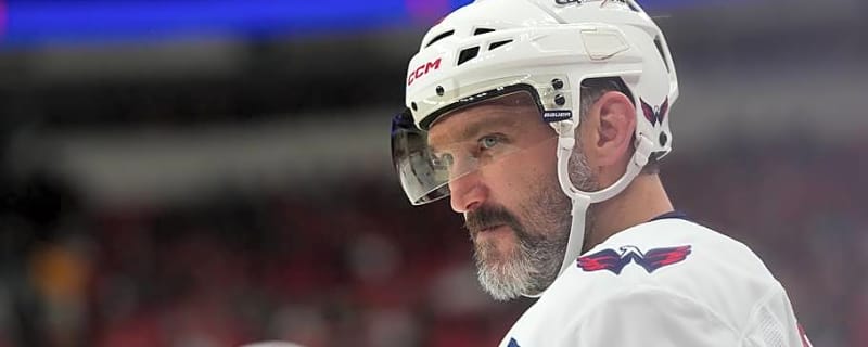 Ovechkin plays lowest minutes of his career in Caps season opener