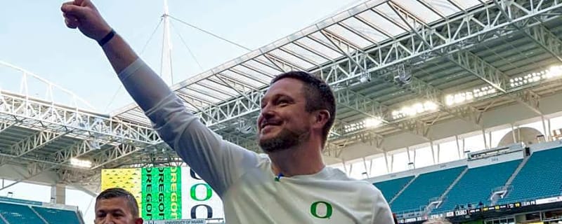 Oregon Ducks Secure Commitment From In-State Recruit