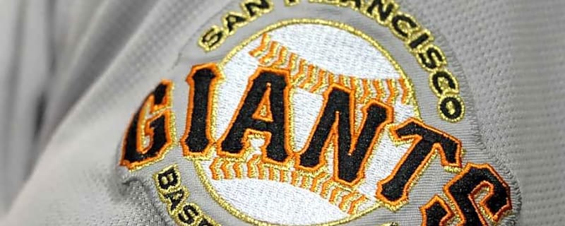 Giants Bring Back Intriguing Young Catcher on Deal After He Clears Waivers