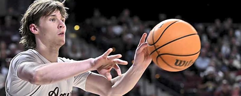 Texas A&M Feasts On Three Point Fest In Obliteration vs South Carolina