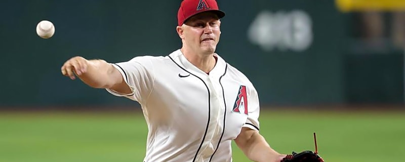 Diamondbacks Escape Late Meltdown to Make Franchise History vs Giants