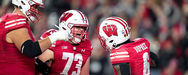 Wisconsin Badgers&#39; new offensive approach has spurred late-season turnaround