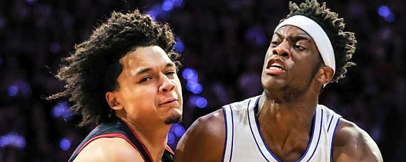 Burries Joins Arizona Teammate on Late-Season Team