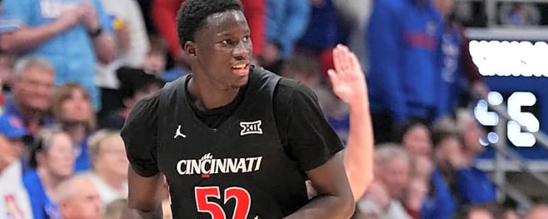 Bearcats Forward Named to Big 12 Starting Five Following Career-Best Outing Against Kansas