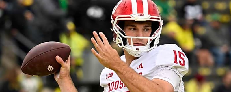 Cardinals Go All-In, Trade Up for QB in New Mock Draft