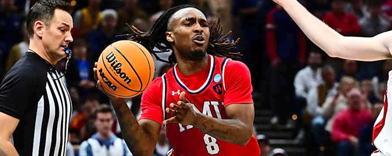 Pinging The Portal: Cincinnati Shows More Transfer Interest As CBB Offseason Officially Begins