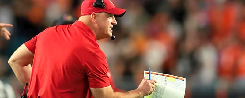 Jeff Brohm Noncommittal on Starting Quarterback Entering Louisville&#39;s Matchup at SMU