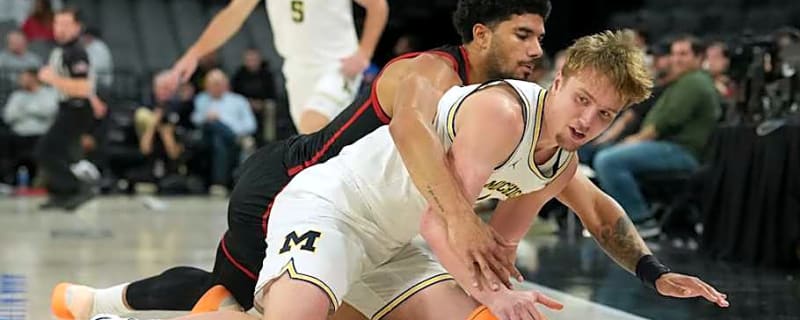 Michigan Basketball Freshman Winters Grady Discusses Injury, Plans for Next Season