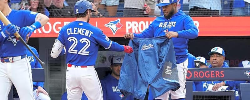 Blue Jays Infielder's Dominant Start Makes Him Obvious All-Star Front-Runner