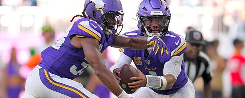 Vikings' Snap Count vs. Dolphins: Biggest Winners, Losers & Role Changes in Week 4